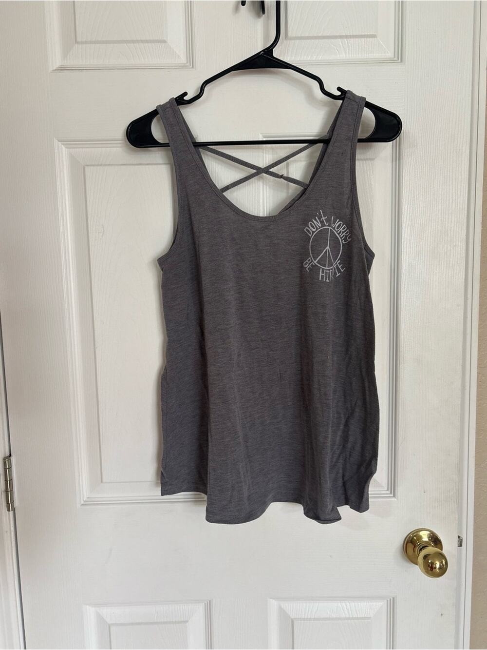 Don’t Worry Be Hippie Gray Crisscross Back Tank Top Women’s Large Graphic Tank